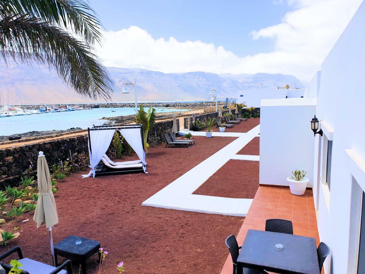 La Graciosa Camelia Beach Vistas Mar Caleta de Sebo Luaran gambar